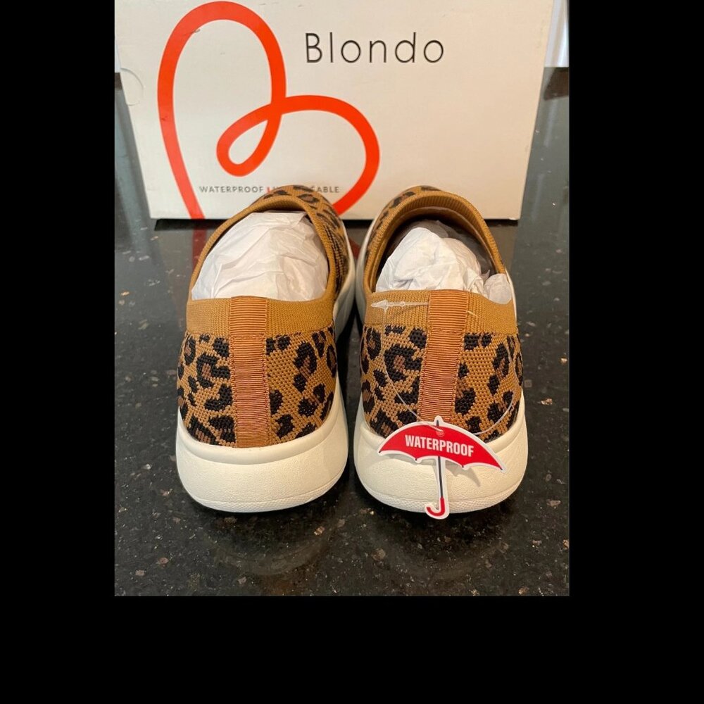 New Woman's Blondo Karen Waterproof Leopard Knit Slip-On Sneaker Size 10M - Picture 3 of 6
